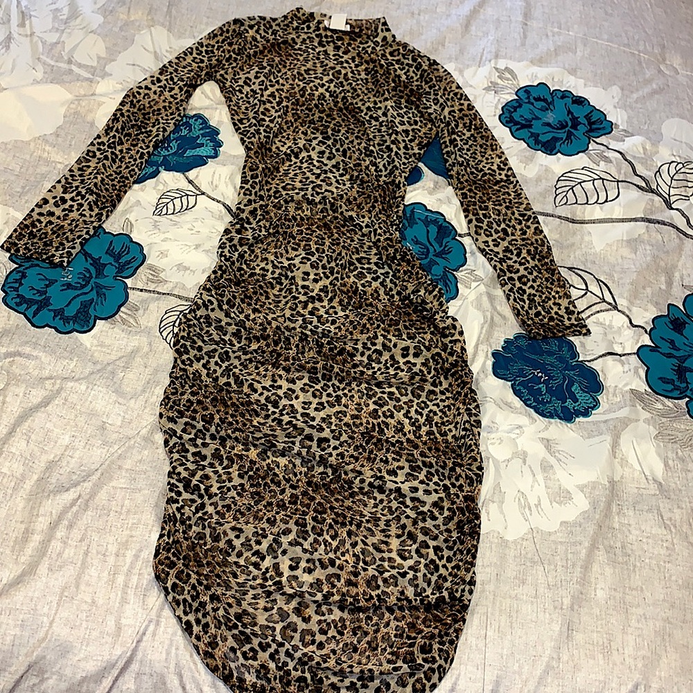 Animal skin printed on long fit dress